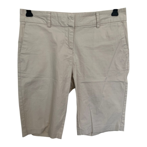 Nautica Women's Tan Shorts size 4 - Picture 1 of 6